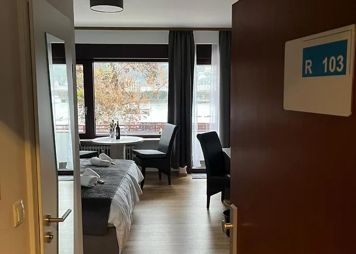 Rheinpanorama Mit Balkon Lejlighed